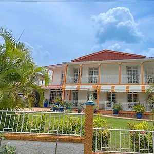 domaine-lycelle.comcaribbean.com/